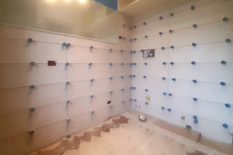 RIVESTIMENTO PARETI 768x512